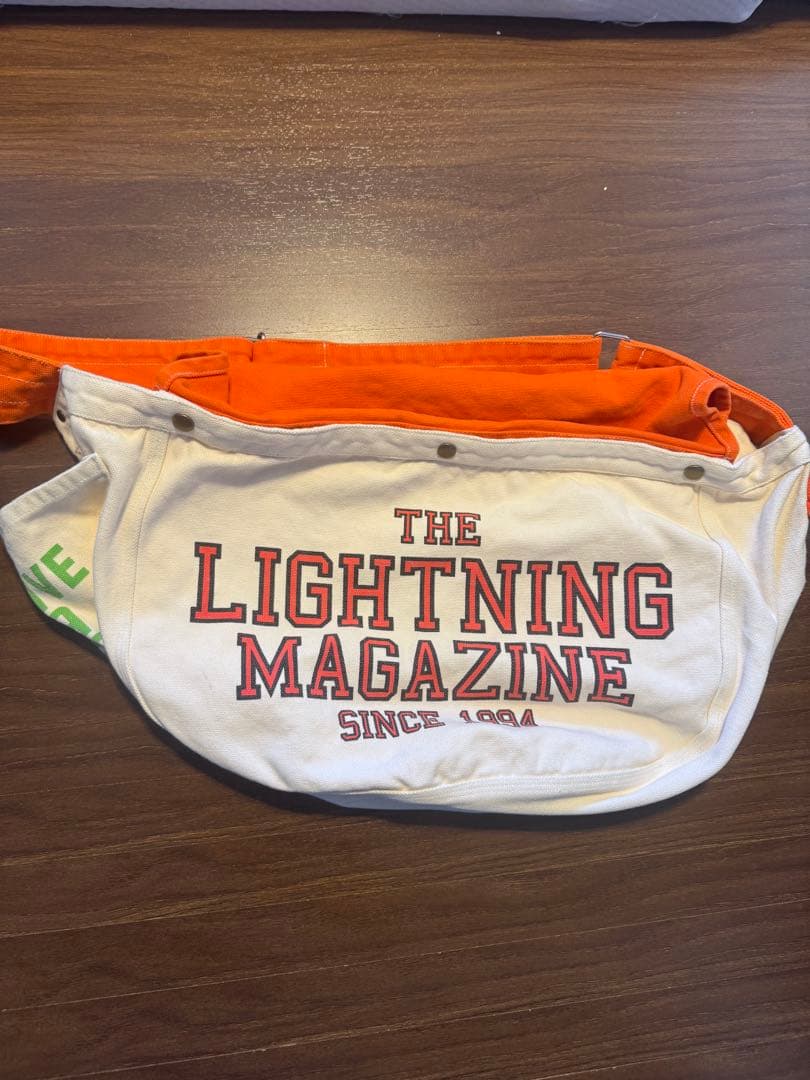 限定品 完売品 ライトニングマガジン ニュースペーパーバッグ Lightning × California Sportswear ニュースペーパーバッグ 2トーン