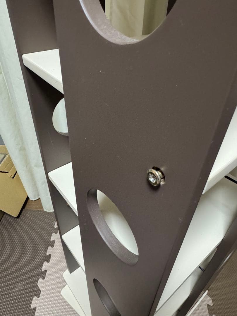 ニトリ　回転式コミックラック7段　ブラウン