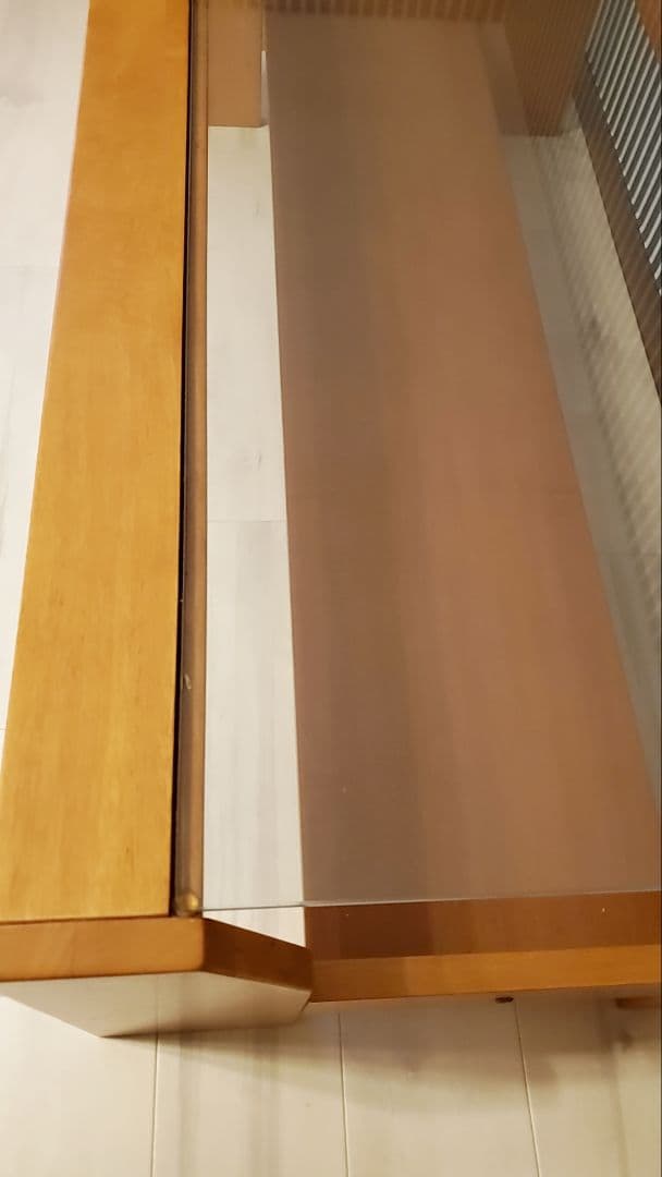 シンプルモダン 木製フレーム×ガラス天板 (収納棚付き)