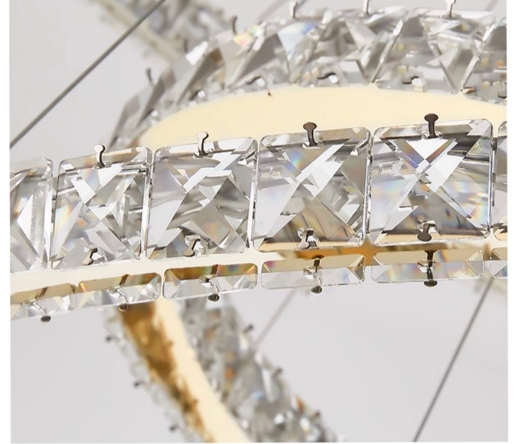 リモコン付き現代K9水晶LEDシャンデリアは、独特のダブルリング北ヨー