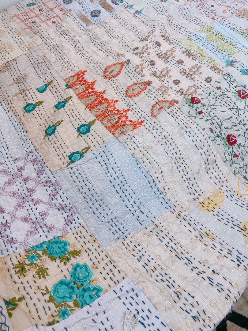 インド　カンバディアキルト　ダブルサイズ　キングサイズ　アイボリー