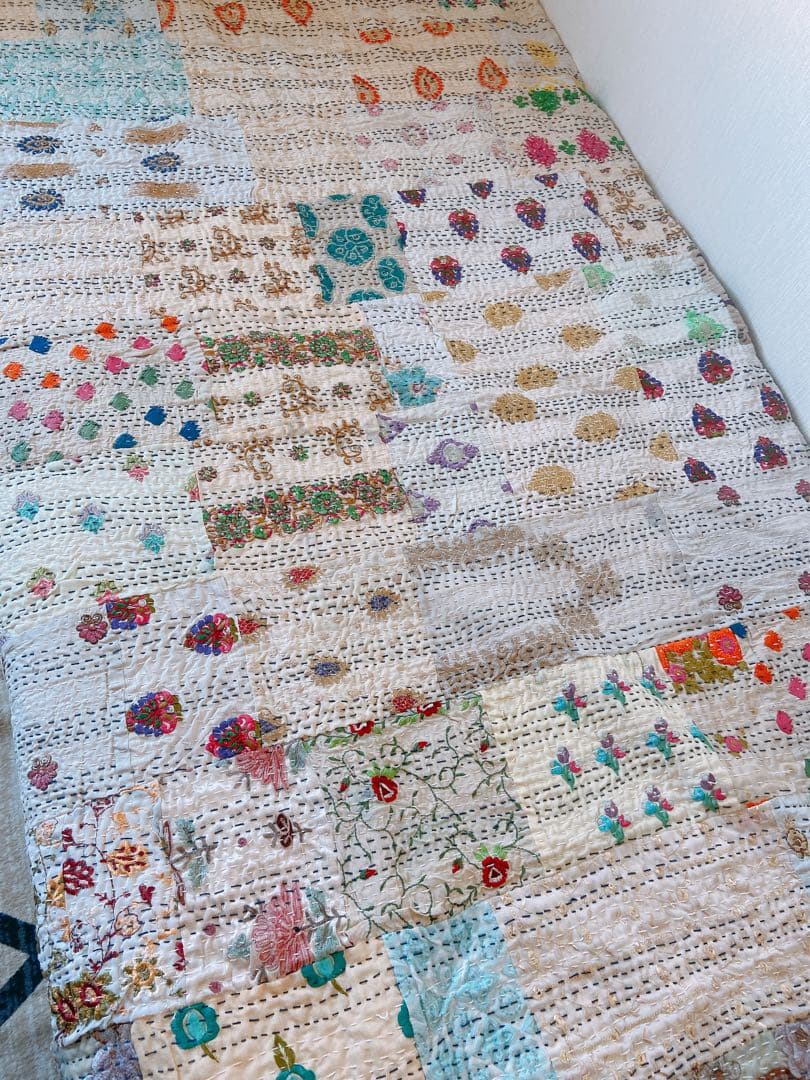 インド　カンバディアキルト　ダブルサイズ　キングサイズ　アイボリー