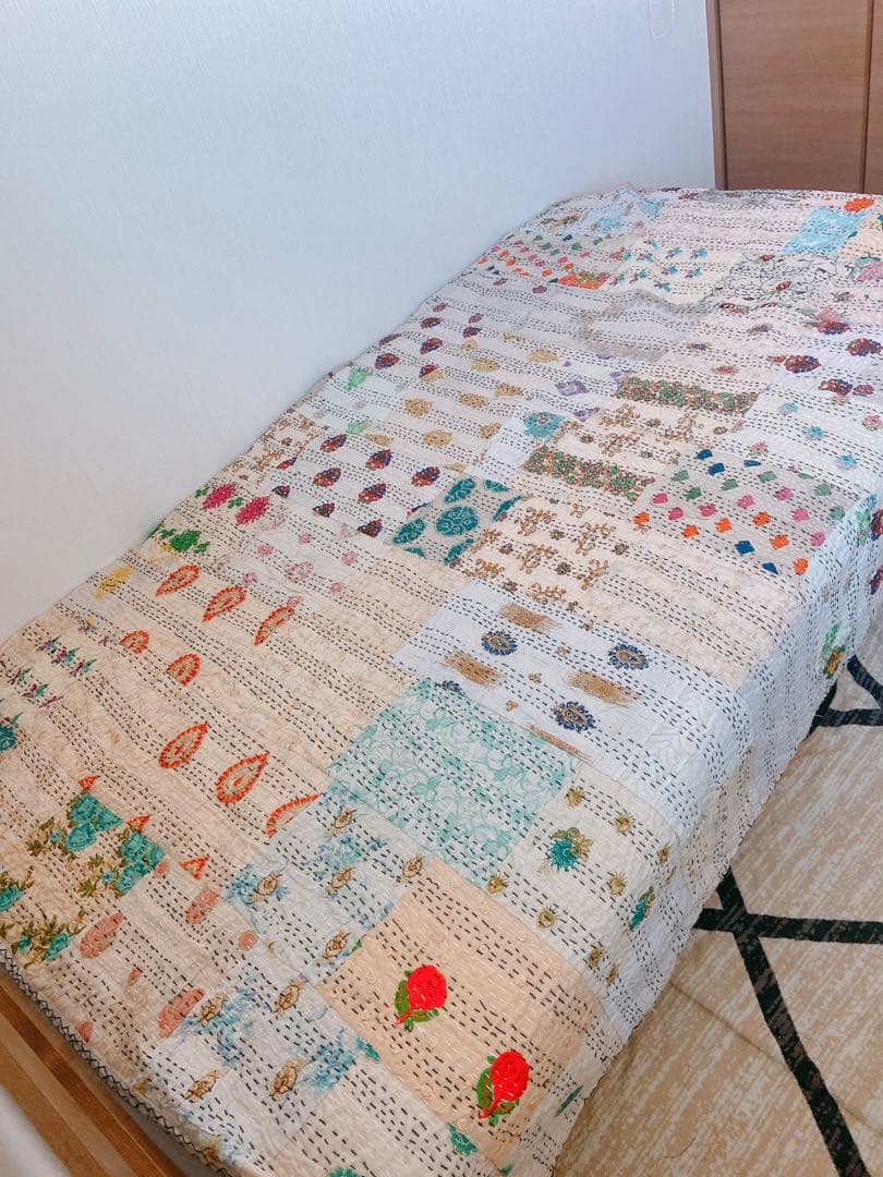 インド　カンバディアキルト　ダブルサイズ　キングサイズ　アイボリー