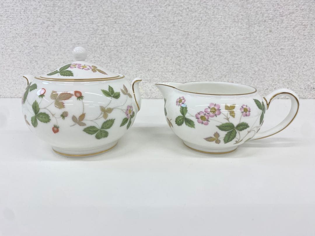  ウェッジウッド ワイルドストロベリー 食器一式セット 箱付き