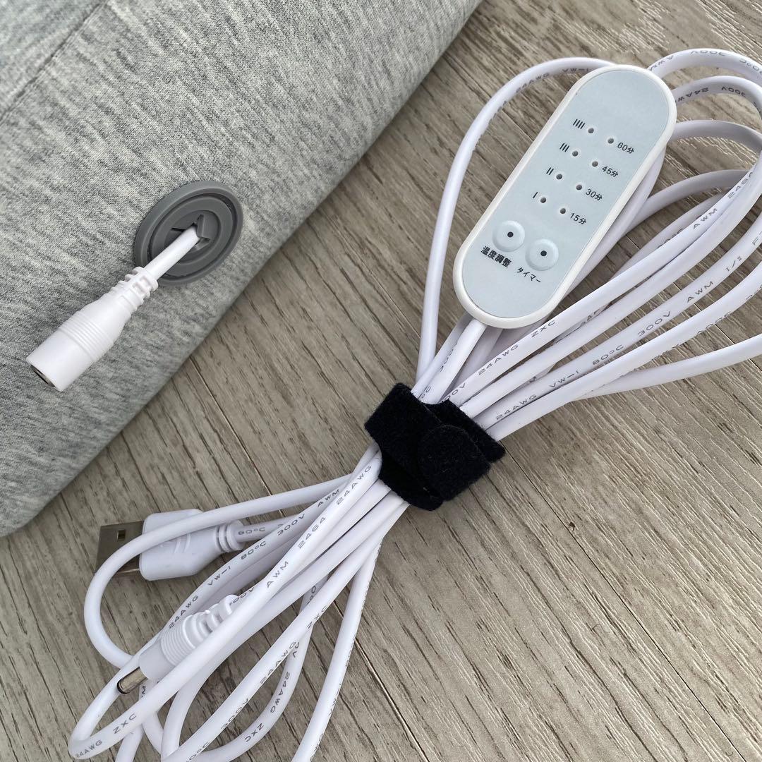 新品サバキューストア 首と肩のことだけを考えたダブル枕ベージック(温め機能付き)