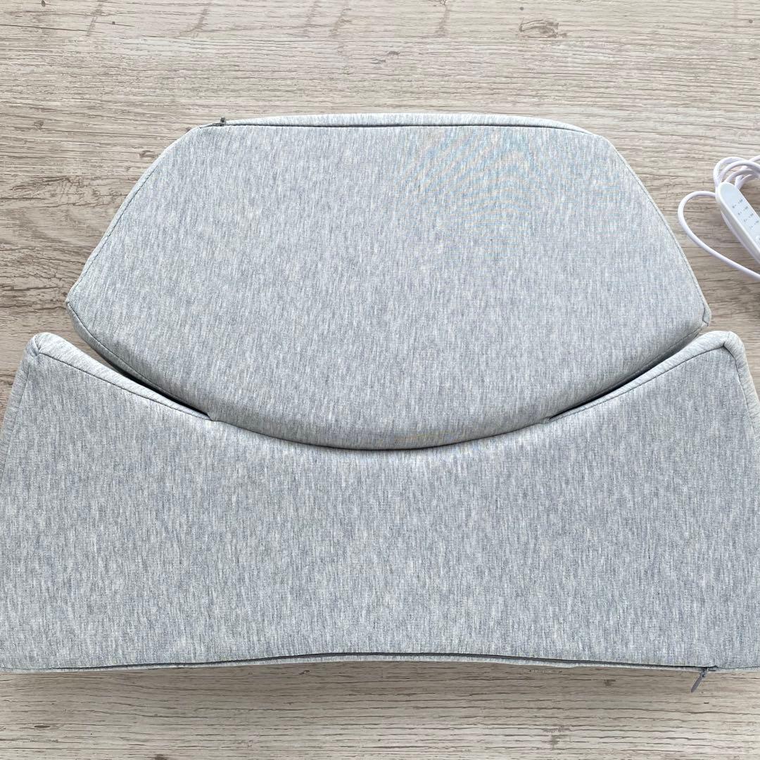 新品サバキューストア 首と肩のことだけを考えたダブル枕ベージック(温め機能付き)