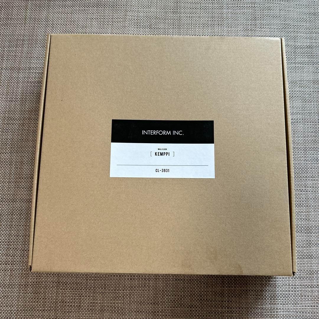 interform kemppi CL-3931天然木製三針柱壁掛時計アナログ白