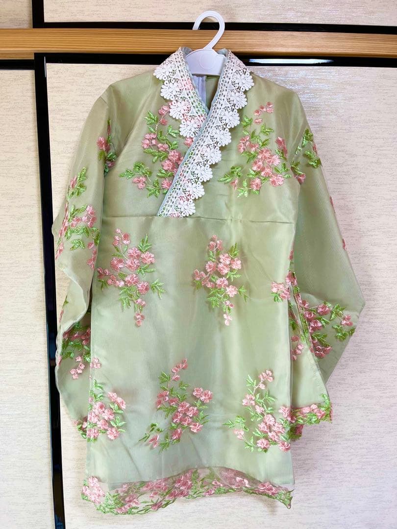 キャサリンコテージグリーン花柄刺繍ワンピース型着物