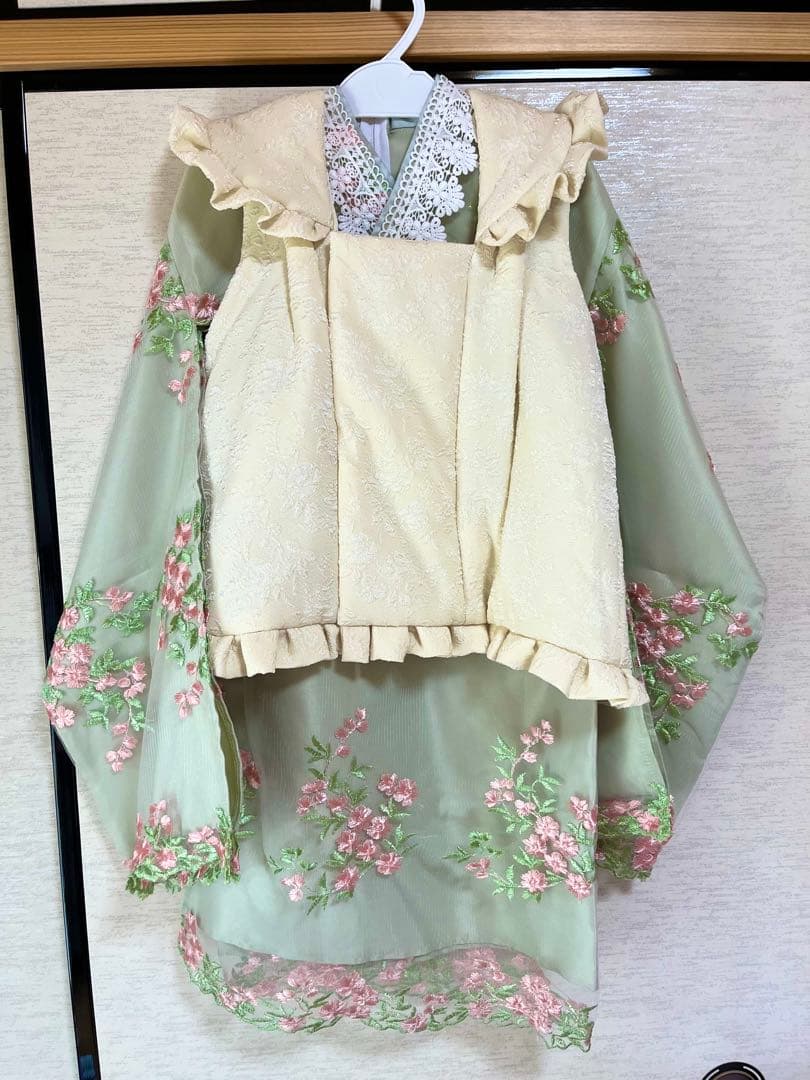 キャサリンコテージグリーン花柄刺繍ワンピース型着物