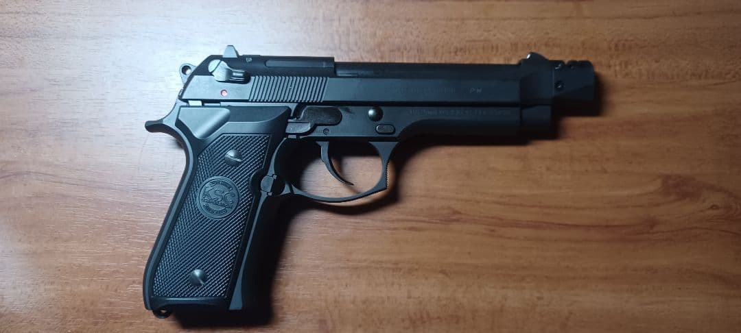 限界値引!! KSC M9 システム7 HW コンプカスタム マガジンガス漏れ