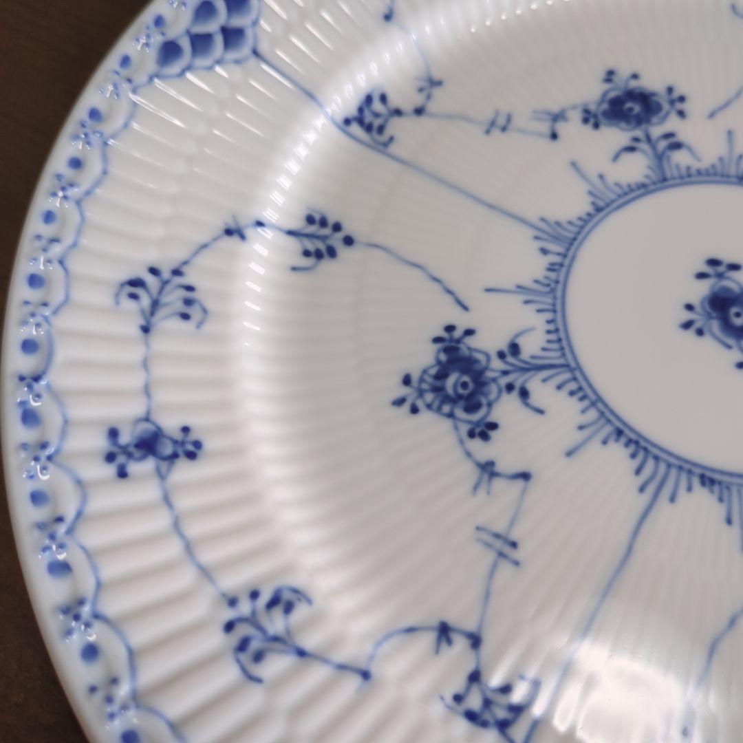 専用　ロイヤルコペンハーゲン　青い花模様の陶磁器皿 27.5cm