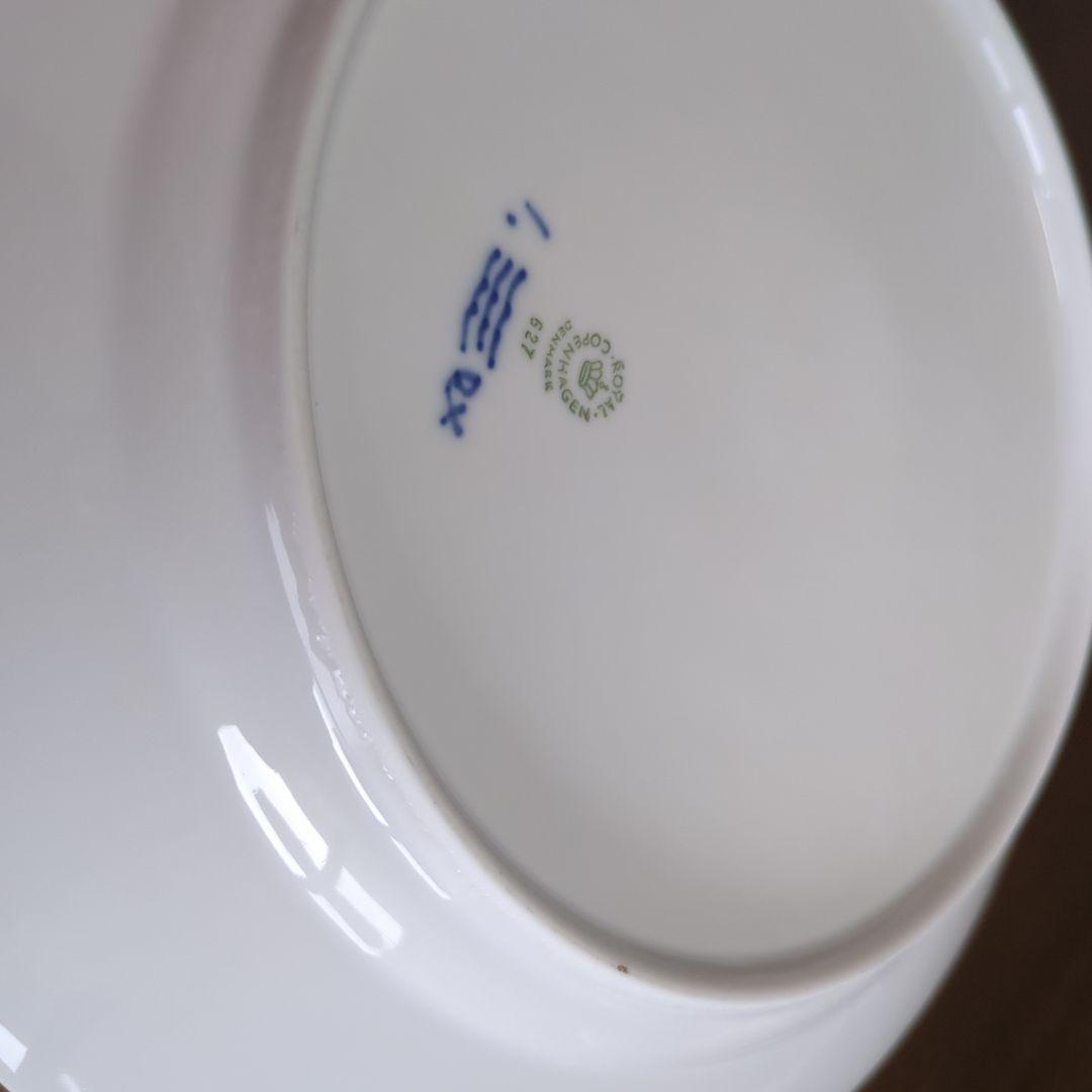 専用　ロイヤルコペンハーゲン　青い花模様の陶磁器皿 27.5cm