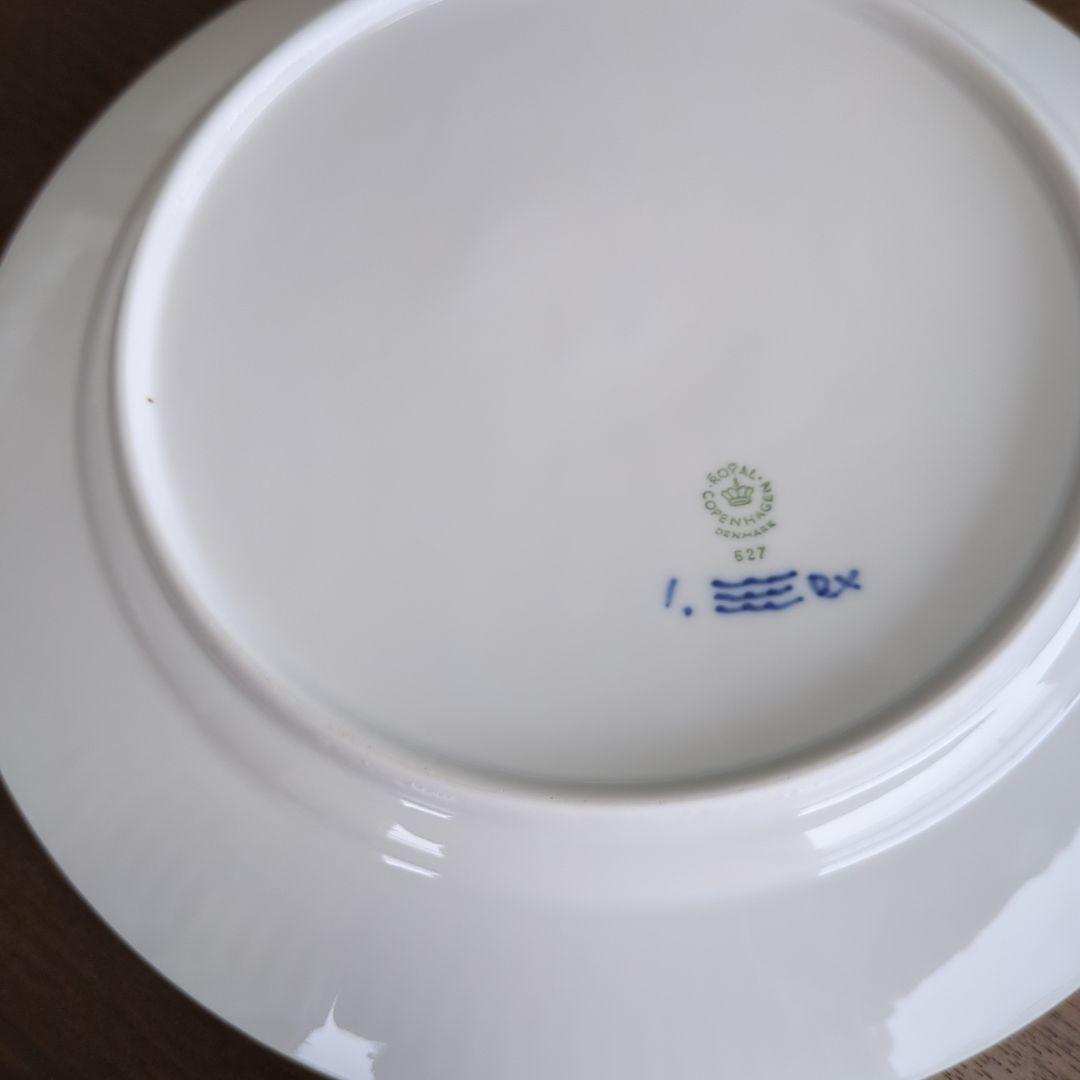 専用　ロイヤルコペンハーゲン　青い花模様の陶磁器皿 27.5cm