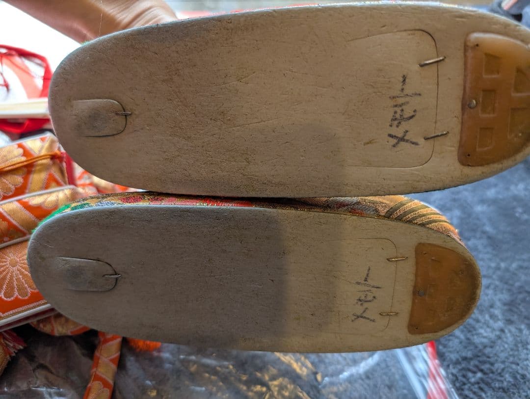 七歳　七五三　着物14点セット　正絹　7歳6歳5歳　小柄　女の子　絞り入り