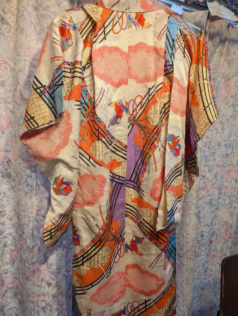 七歳　七五三　着物14点セット　正絹　7歳6歳5歳　小柄　女の子　絞り入り