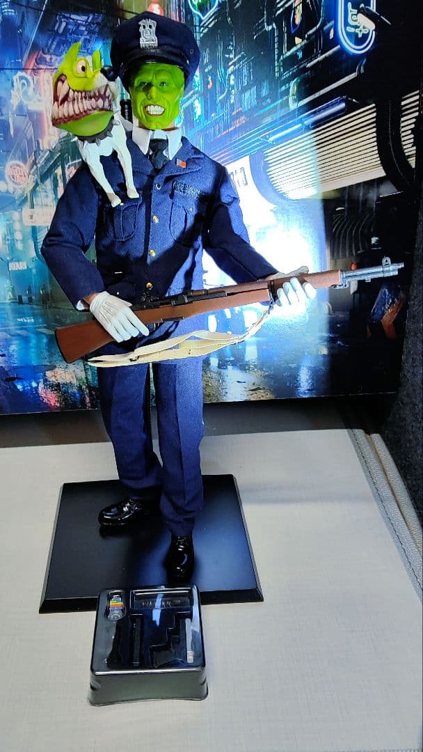 映画MASK.1/6.[(変身後スタンリー警官 ver＆マイロ)]土日限定価格!