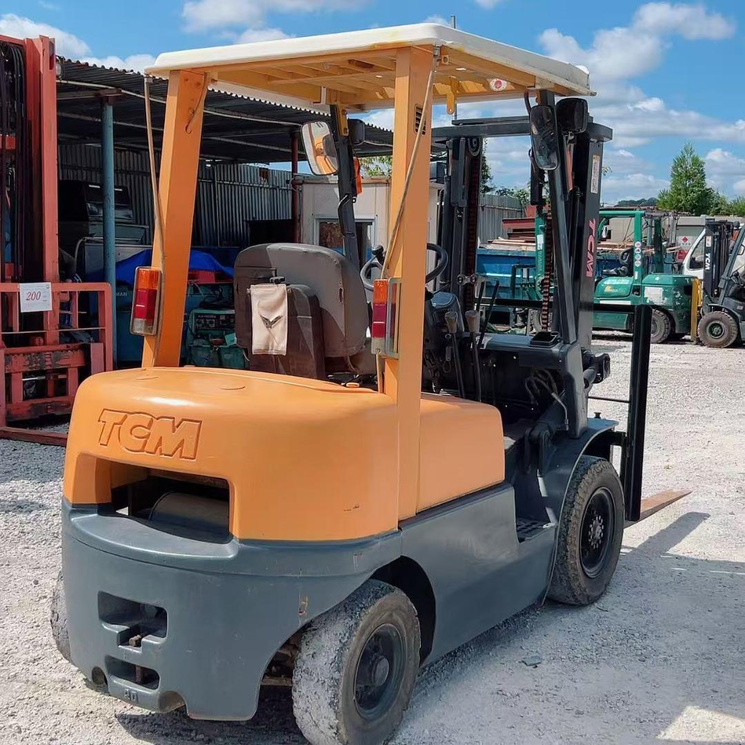TCMフォークリフトFD20Z5揚高3000㎜使用3517Hデイーセル(A87)
