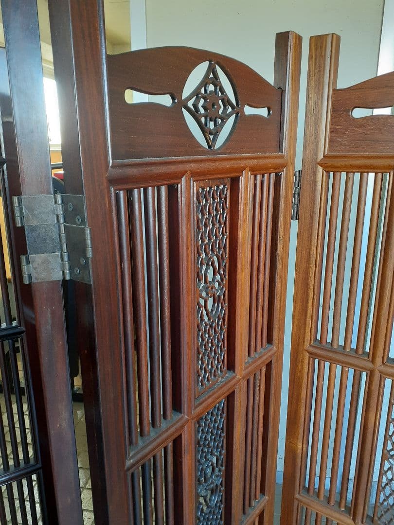 アンティーク木製パーテーション 彫刻入り