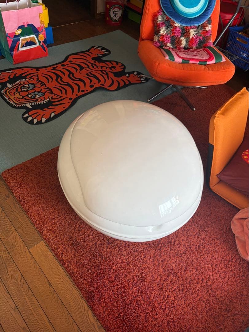 ミッドセンチュリー、スペースエイジ、エッグチェア　ガーデンチェア　手渡し