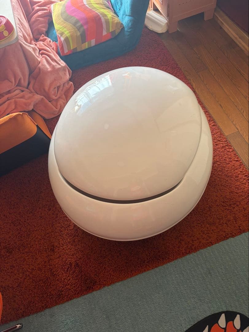 ミッドセンチュリー、スペースエイジ、エッグチェア　ガーデンチェア　手渡し