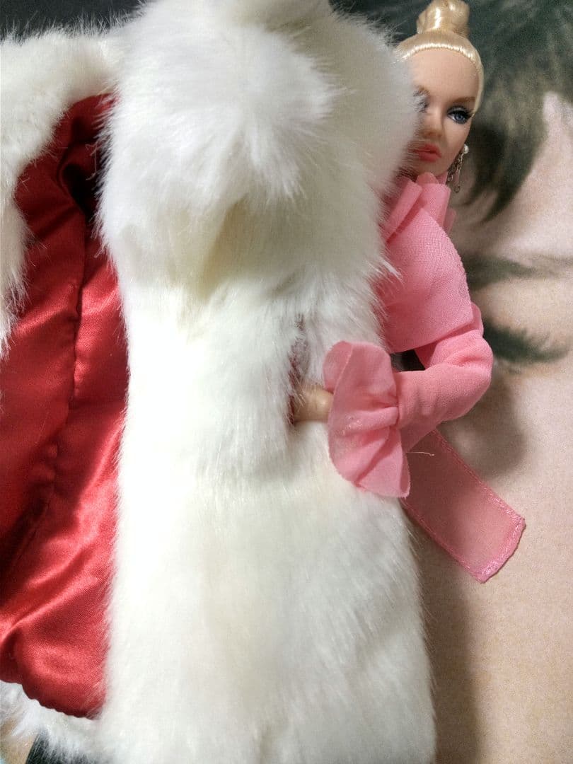 Poppy ParkerバービーアウトフィットFashion ty