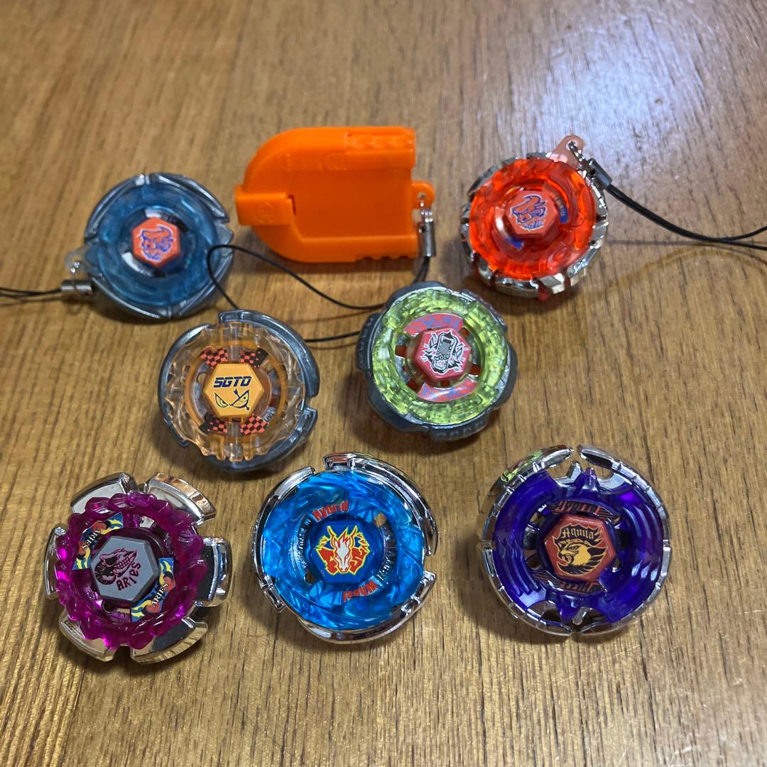 メタルファイトベイブレード ミニベイブレードストラップ まとめ売り