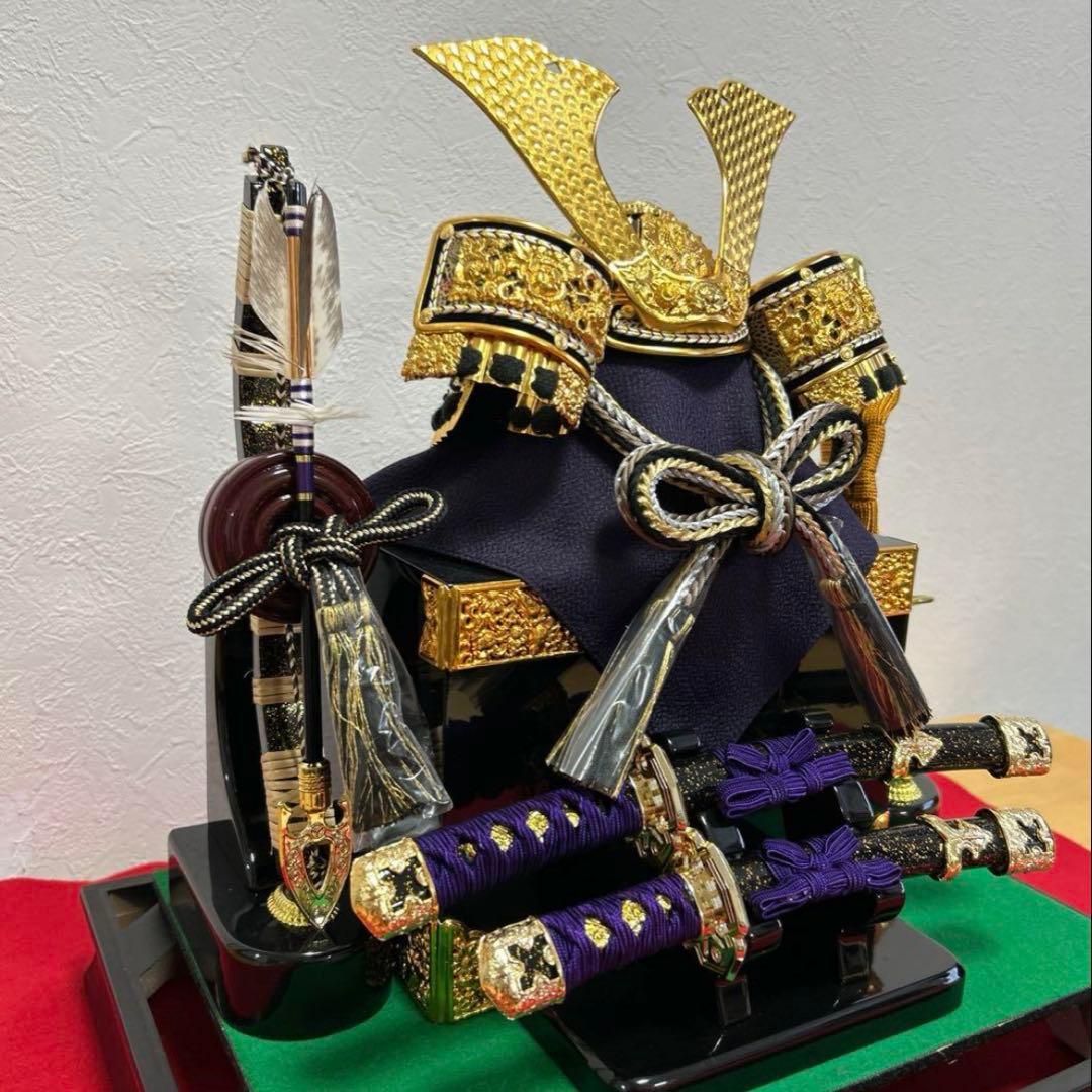 超美品　五月人形　久月　ケース入り　刀　弓　兜　大将　オルゴール付き