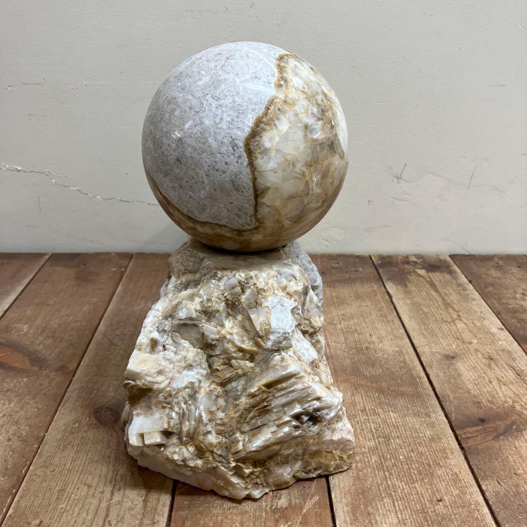 E-4 天然石 鑑賞石 球体 台座付き 置物 飾り 大理石 オブジェ 装飾品