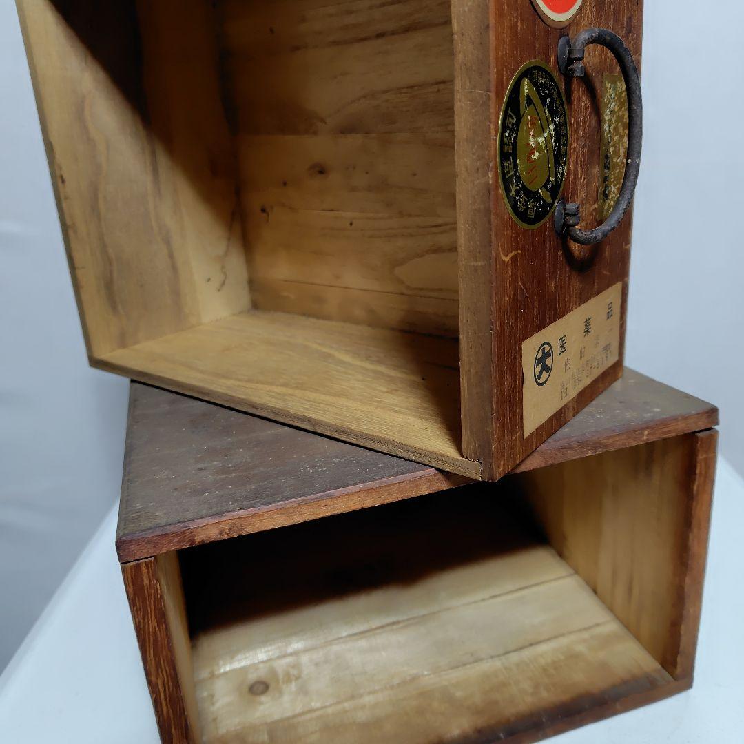 富山、年代物薬箱、本桐製今では入手困難品です。