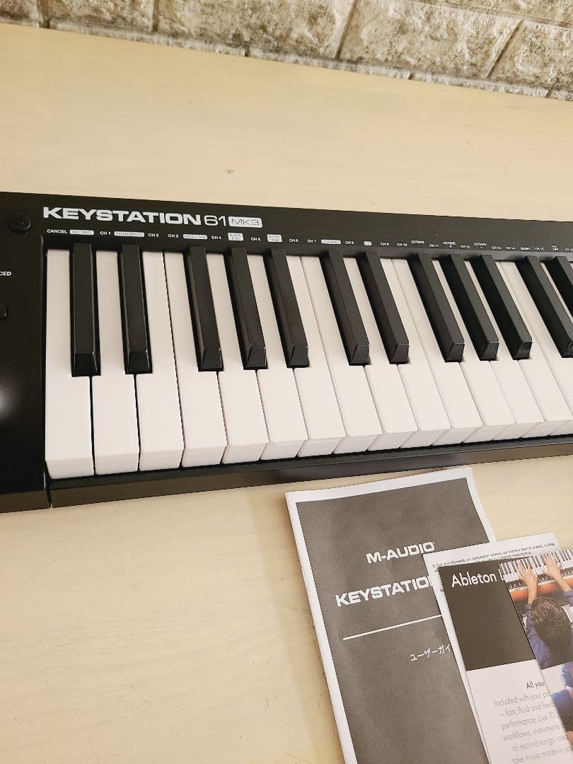 M-AUDIO KEYSTATION 61 MK3 MIDIキーボード