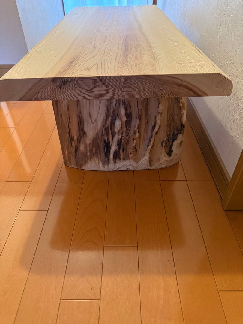 天然杉高級節なし中杢目テーブル　一枚板唯一無二‼️