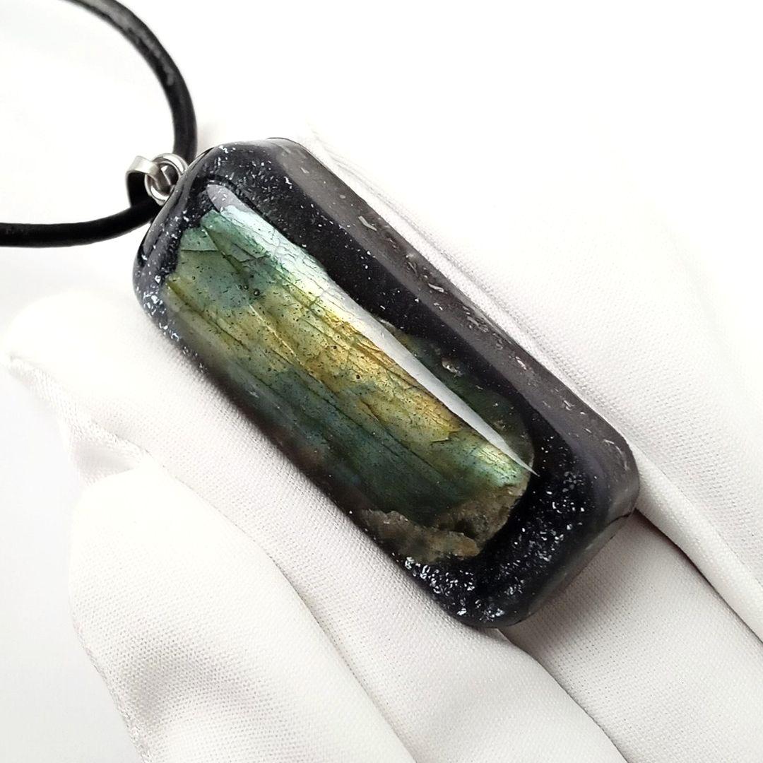 オルゴナイト｜心を強くする・癒やしなど｜マイケイシャスヘマタイト×ラブラドライト