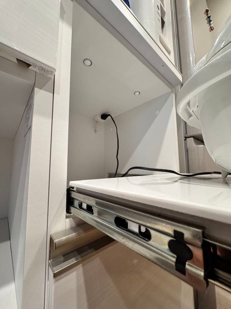 ニトリ キッチンボード　食器棚 リガーレ120センチ　大理石調