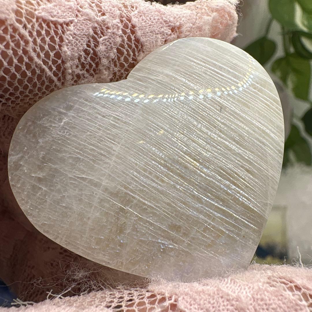 高品質 ムーンストーンハートNo.1647 ギラギラ