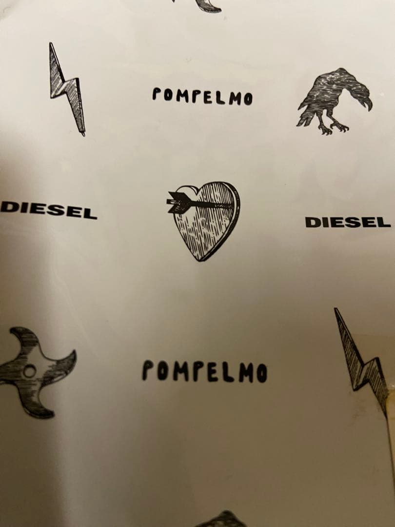 ディーゼル　非売品　ミラー　鏡　ハート　壁掛け