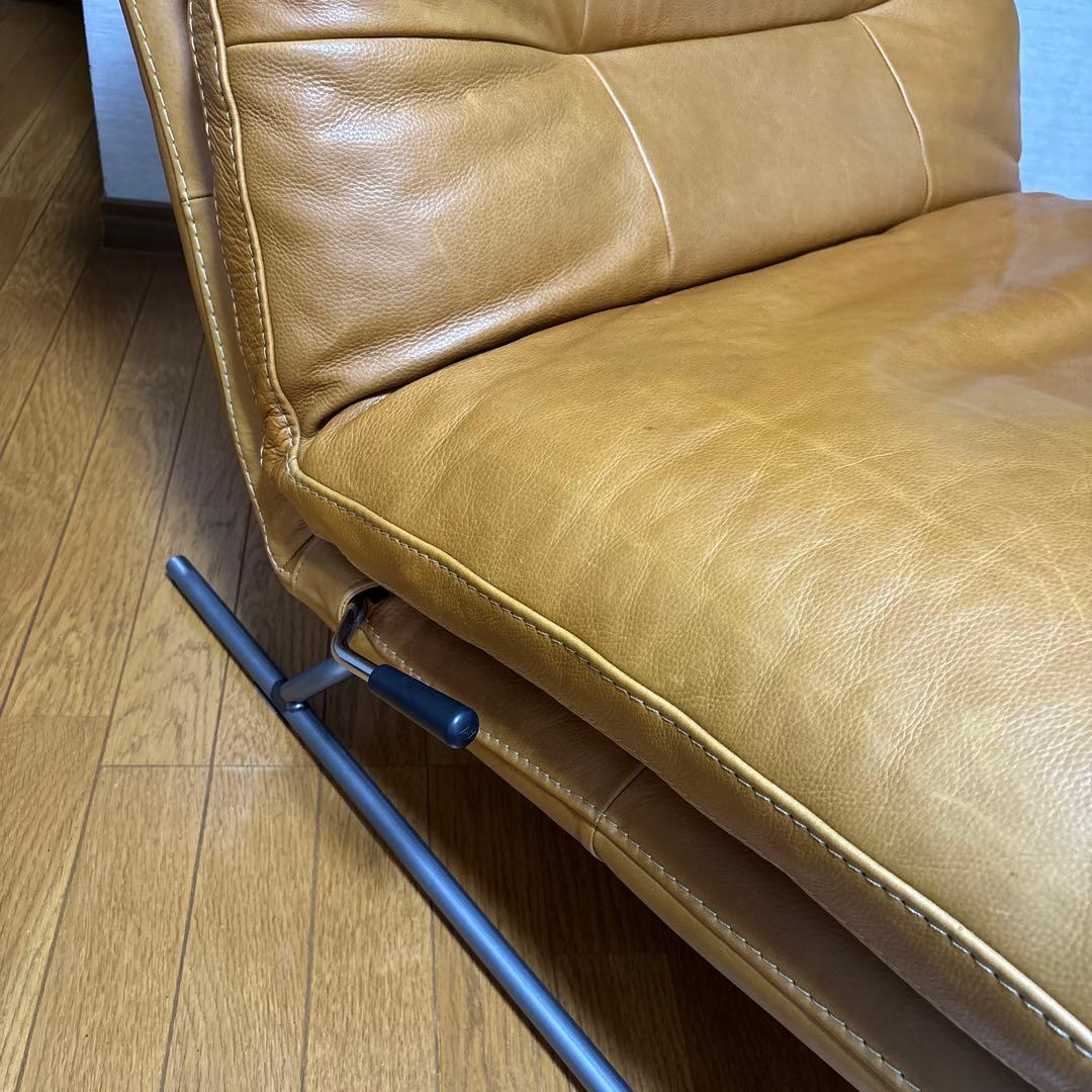 tabu 本革　シングルリクライニングソファ(クラッシュゲート・関家具)