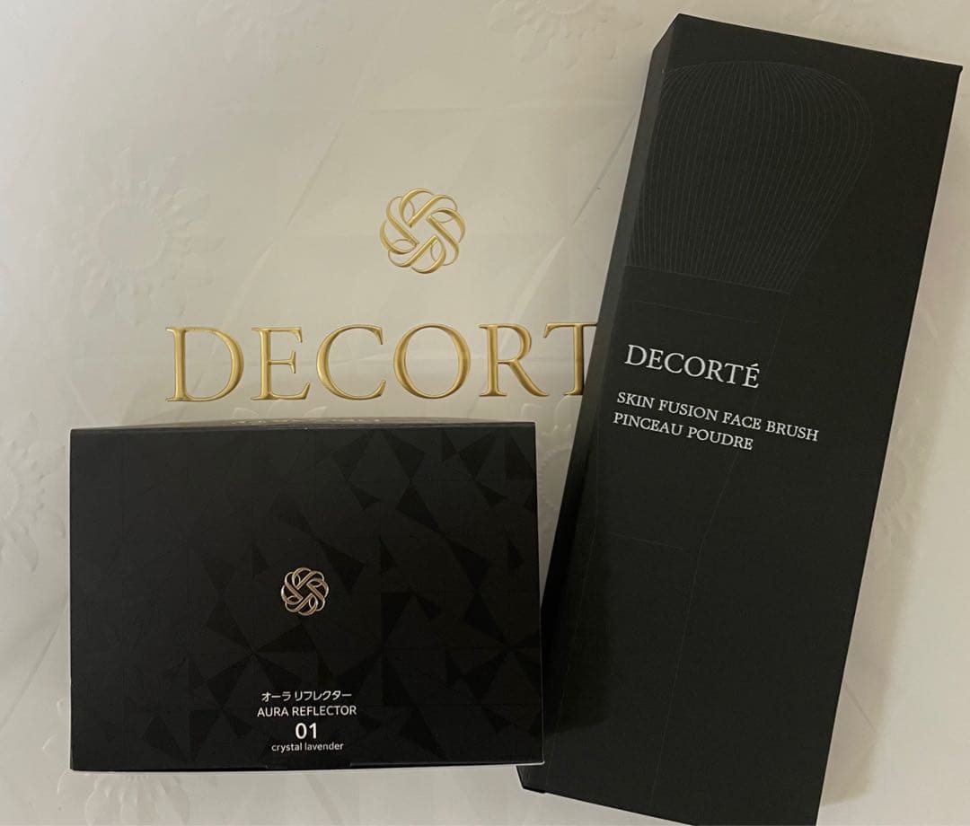 コスメデコルテ　AQ オーラ リフレクター ０１　フェイスパウダー
