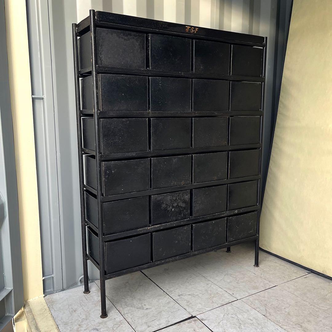 取付無料！ジャーナルスタンダードファニチャー ギデル 24ドロワースチール棚✨