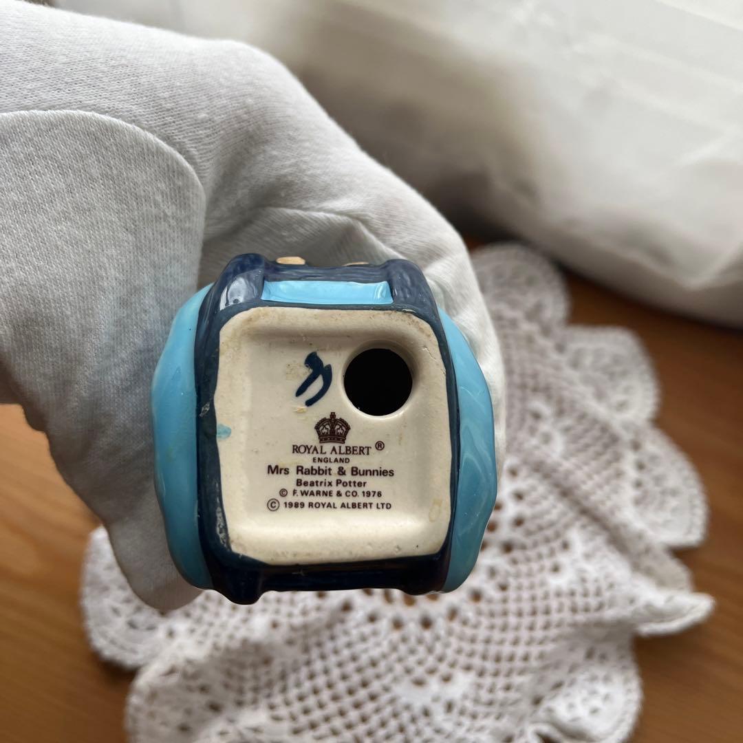 ロイヤルアルバート⭐︎ピーターラビット陶製Mrs.Rabbit&Bunnies