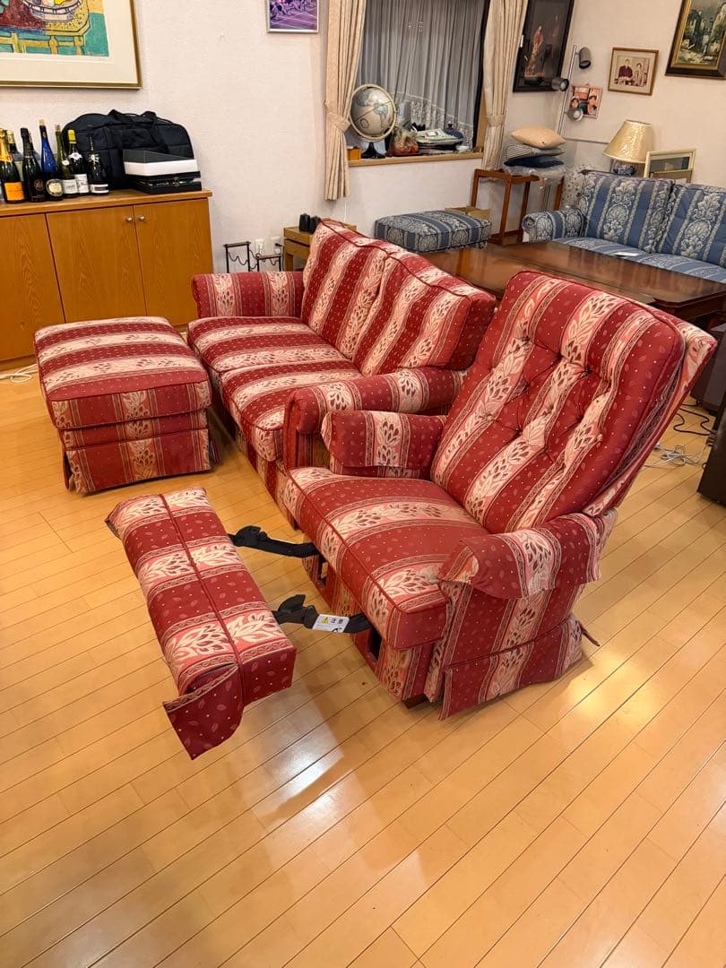 【引き取り限定】KOSUGA コスガ Newトラディショナルの2人掛けソファ