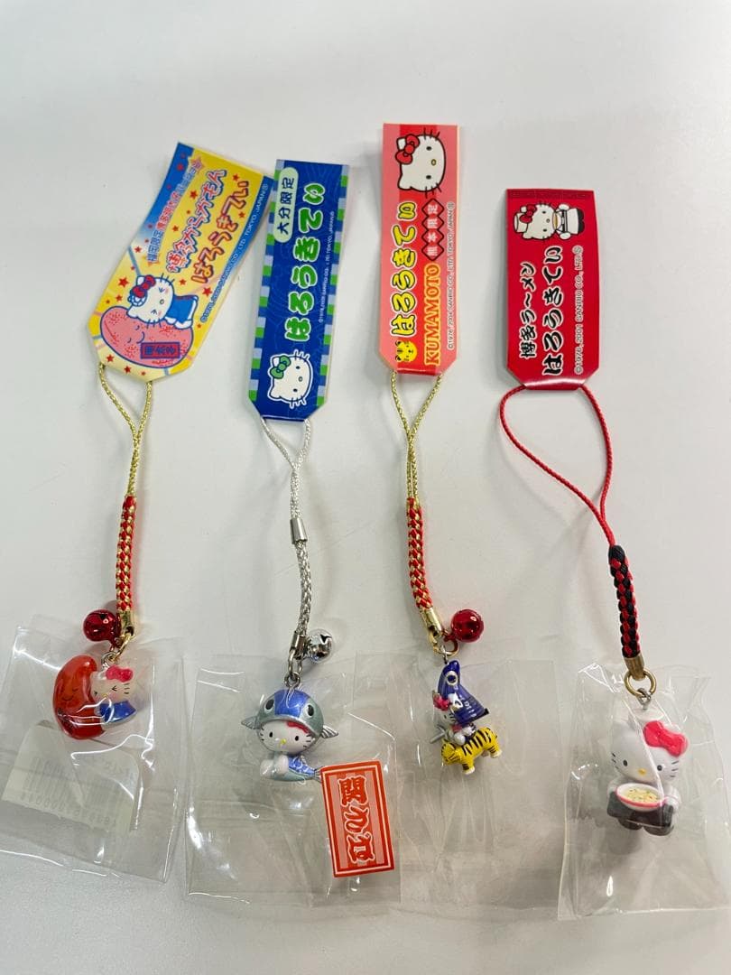 ◆サンリオ HELLO KITTY ご当地ストラップ 27個セット 　08270