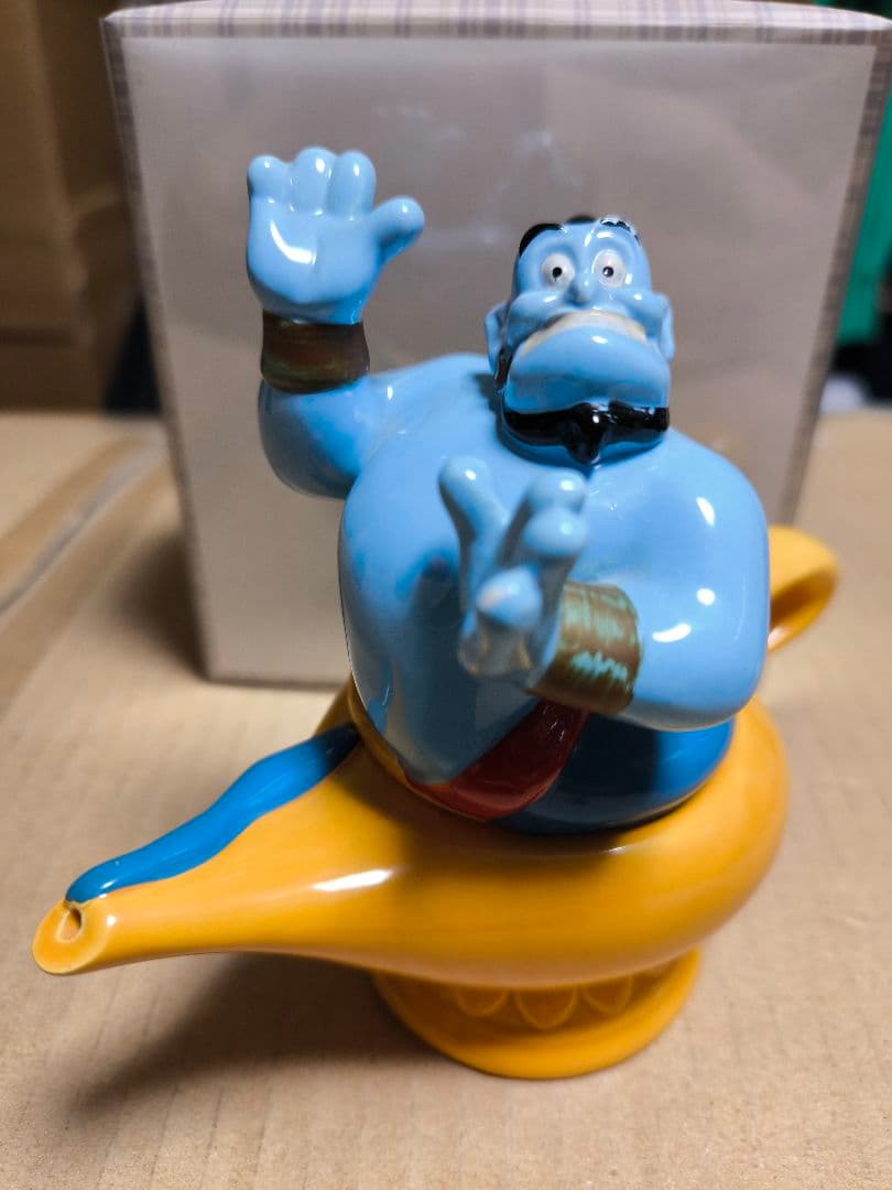 アラジン ジーニー陶器 魔法のランプ - メルカリ