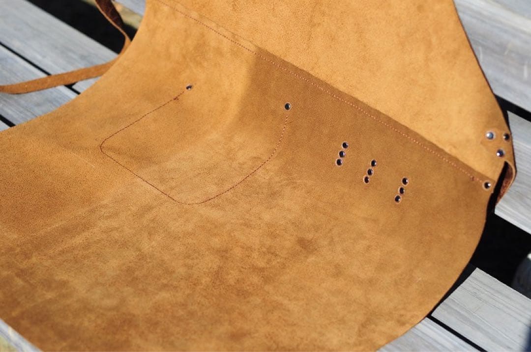 レザー製エプロン ブラウン