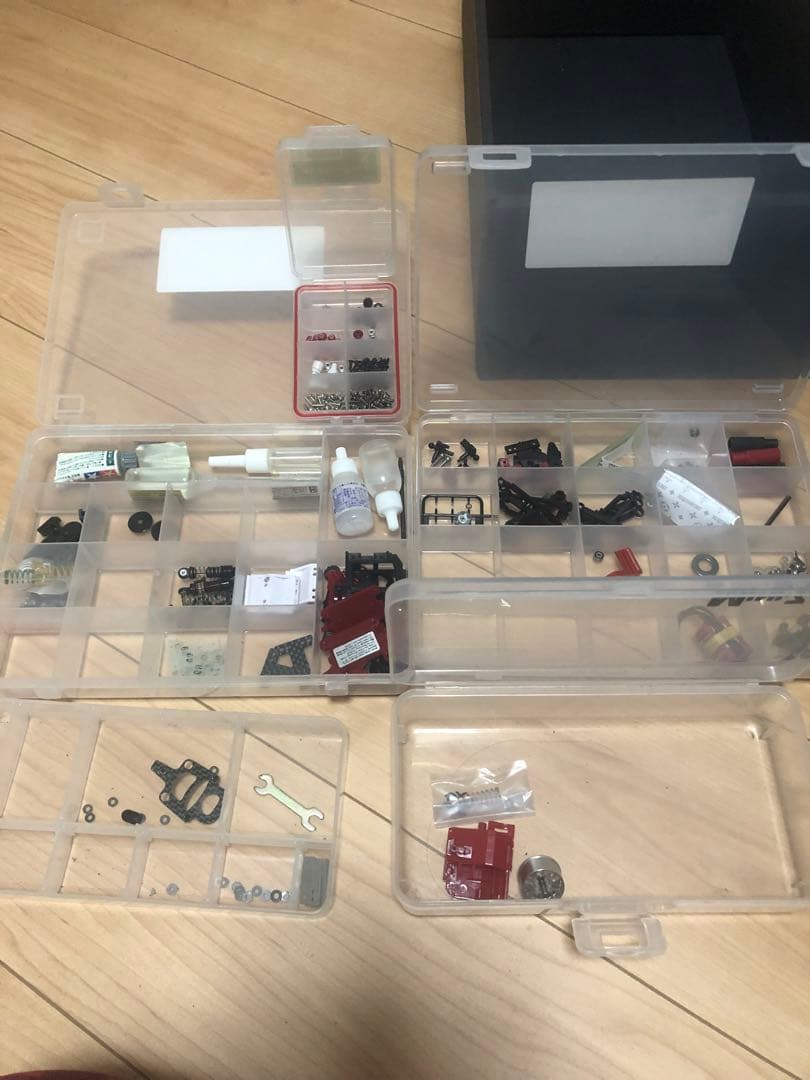 京商ミニッツ MR-03EVO ボックス、スペアパーツ、工具付き