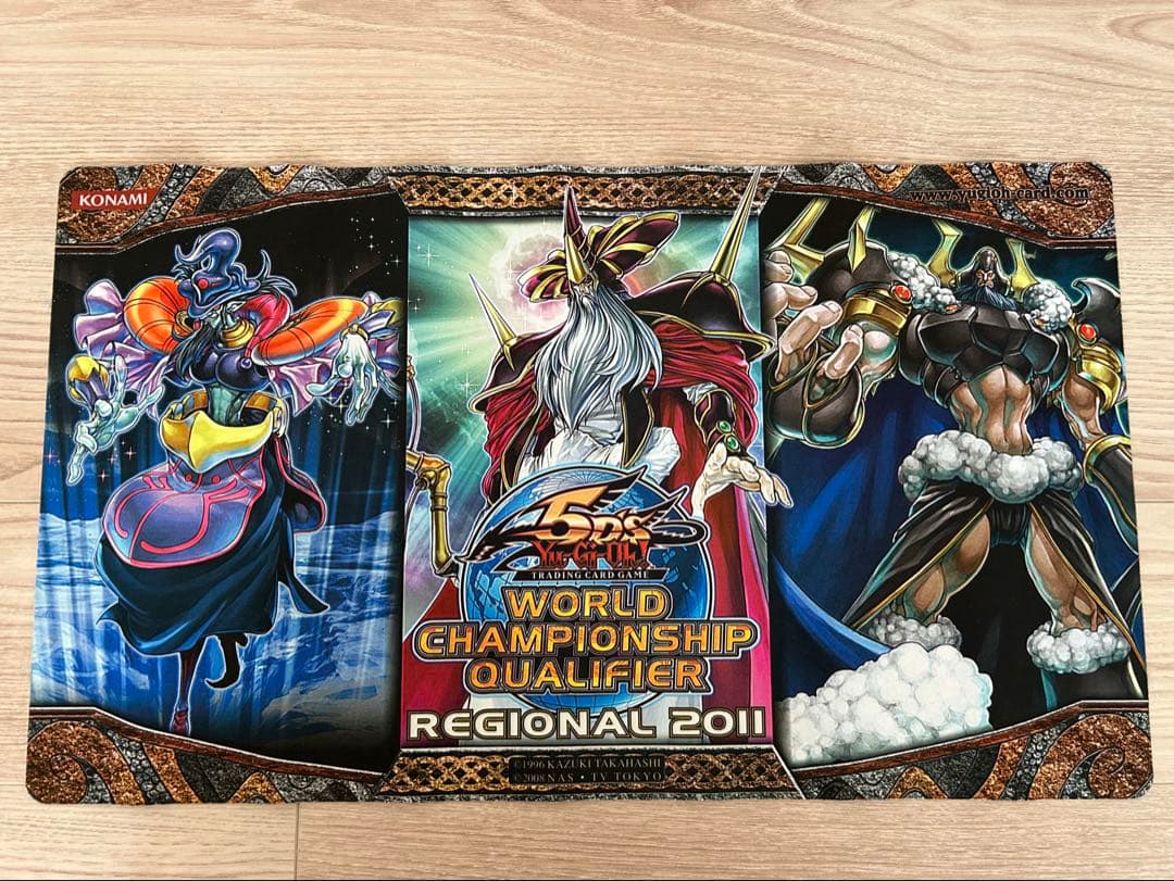 遊戯王 プレイマット WCQ2011 極神 極星