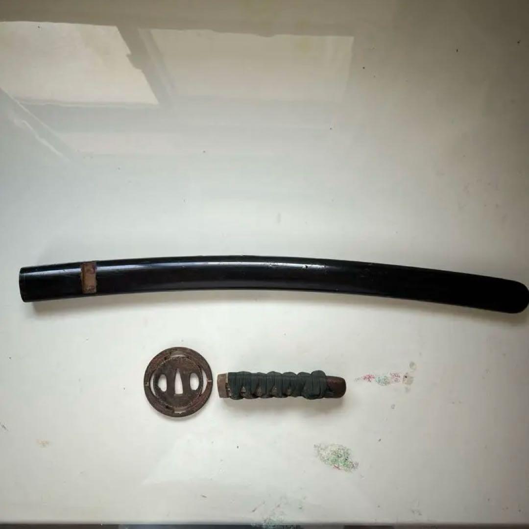 鍔（つば）出羽秋田住　正阿弥傳七 柄、（つか） 鞘（さや）