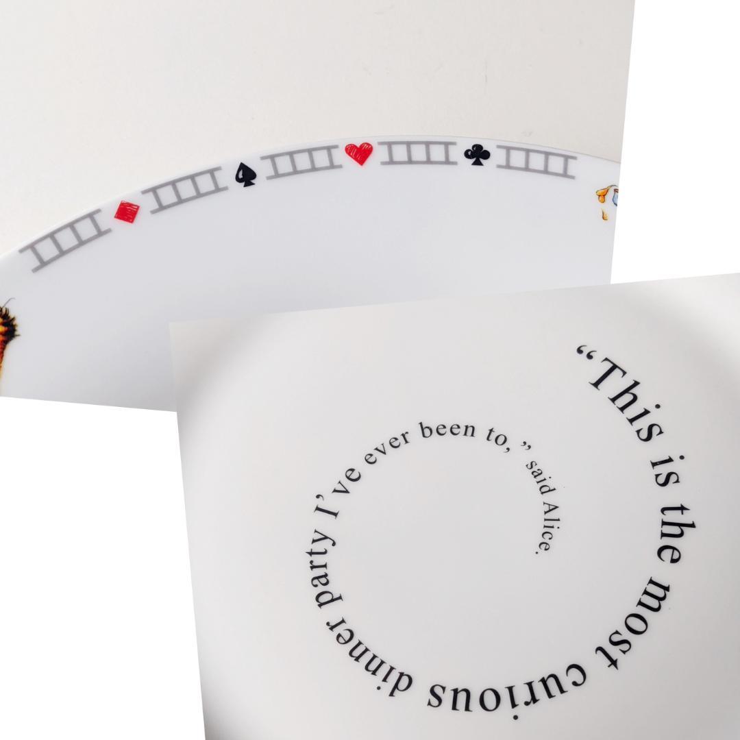 美品・未使用　不思議の国のアリス　大皿　4枚まとめ売り　プレート3枚　デザート皿