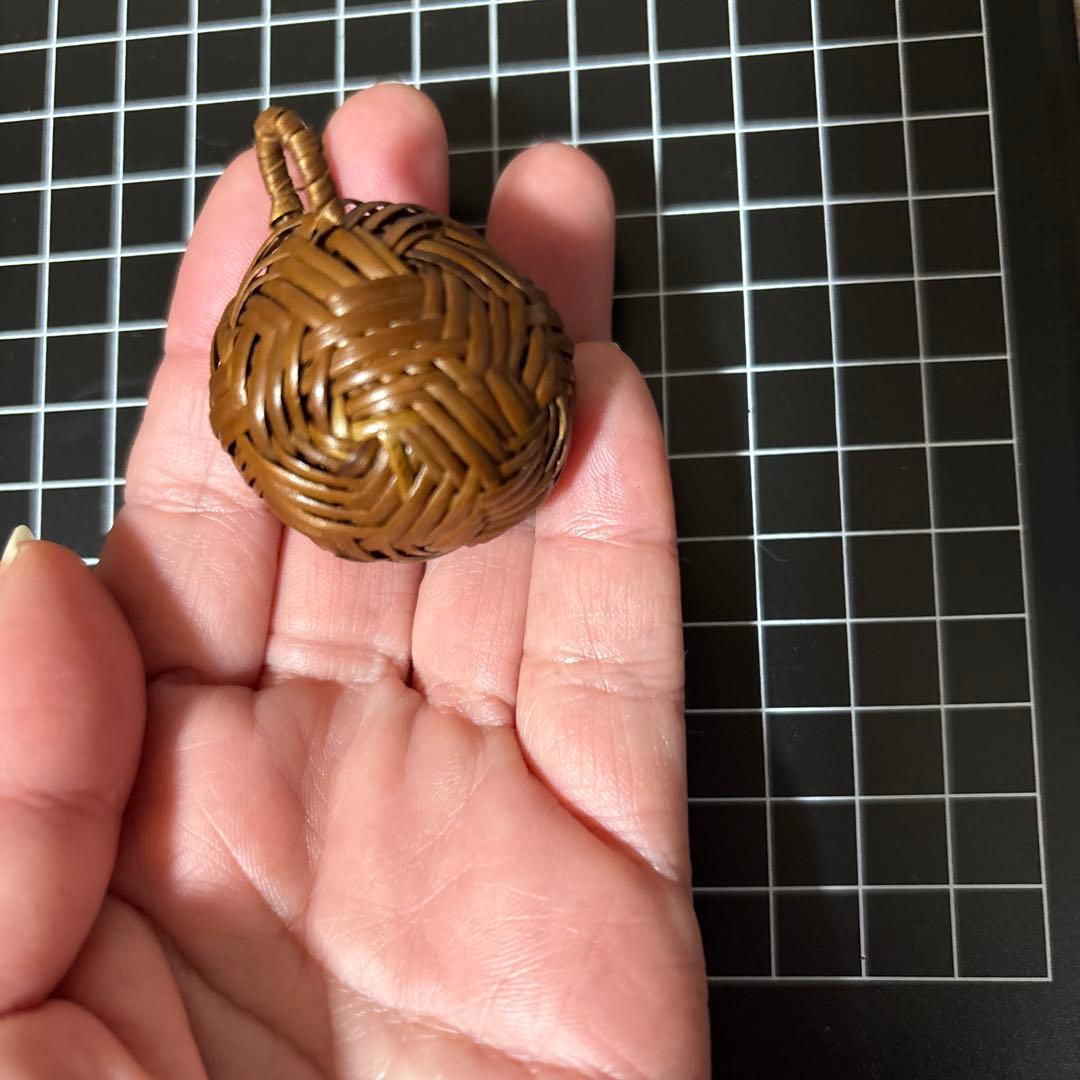 ガムランボール ブラウン藤 編み込みアクセサリー