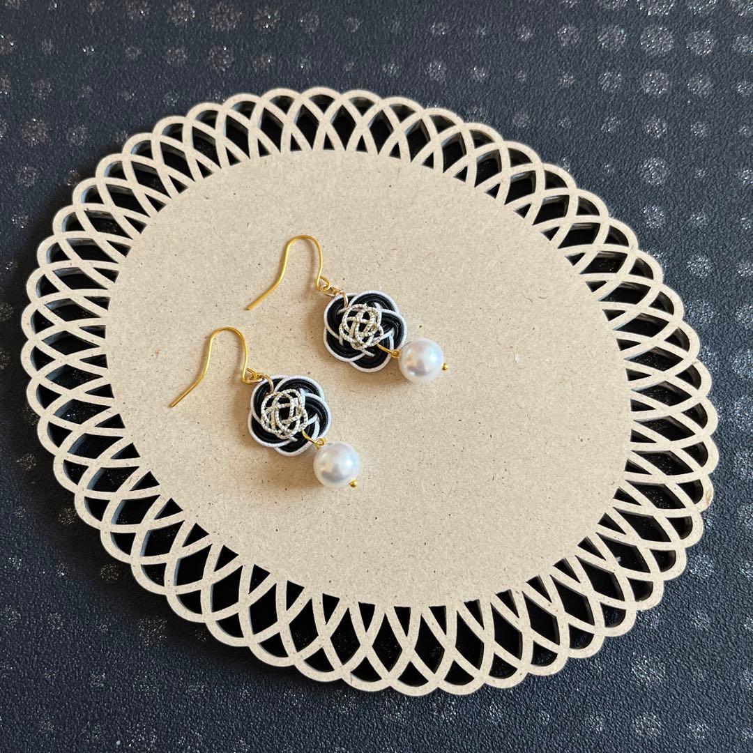 ☆❤️ 水引　水引き　ピアス　イヤリング　洋装　和装　着物　梅結び