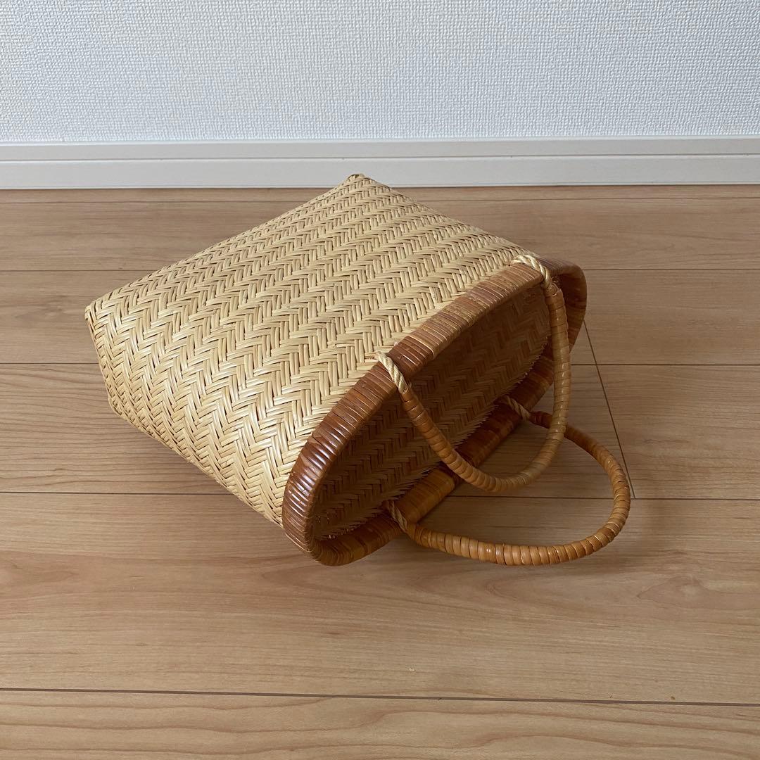 東北の手仕事 鳥越竹細工 すず竹手提げ籠 （大） - メルカリ